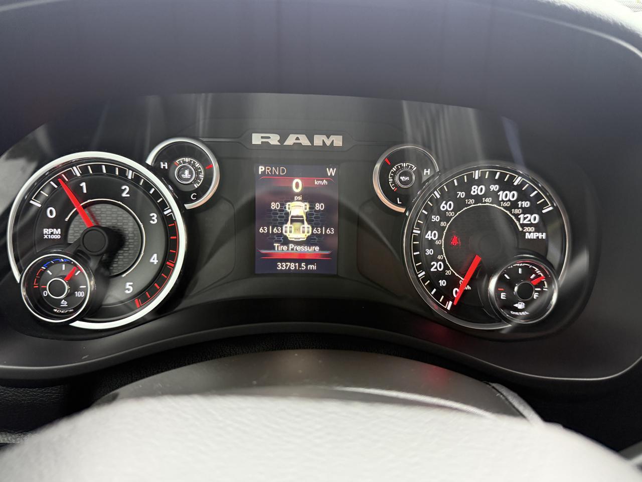 RAM 3500 Big Horn Crew Cab LWB 4WD DRW 2024