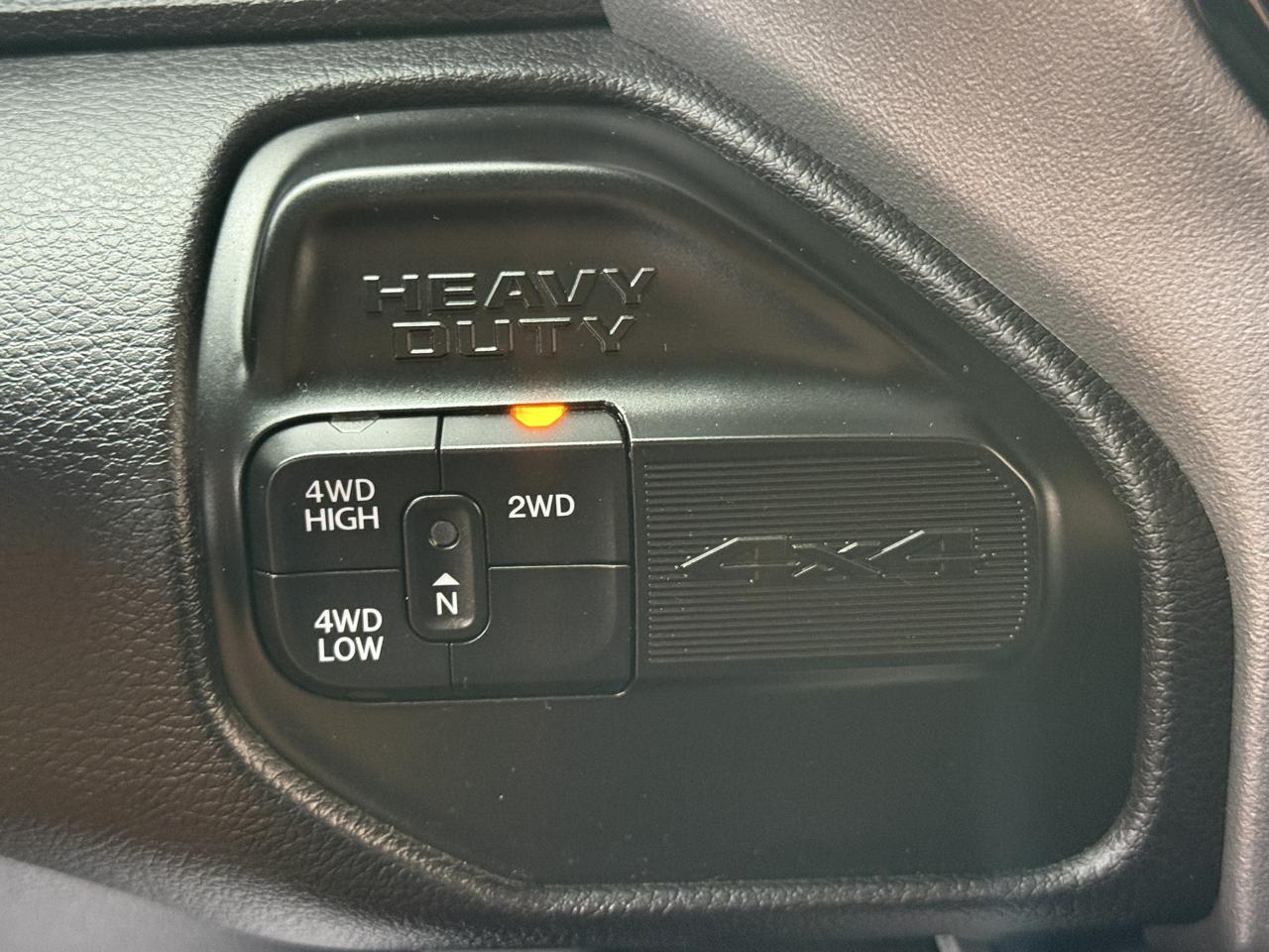 RAM 3500 Big Horn Crew Cab LWB 4WD DRW 2024
