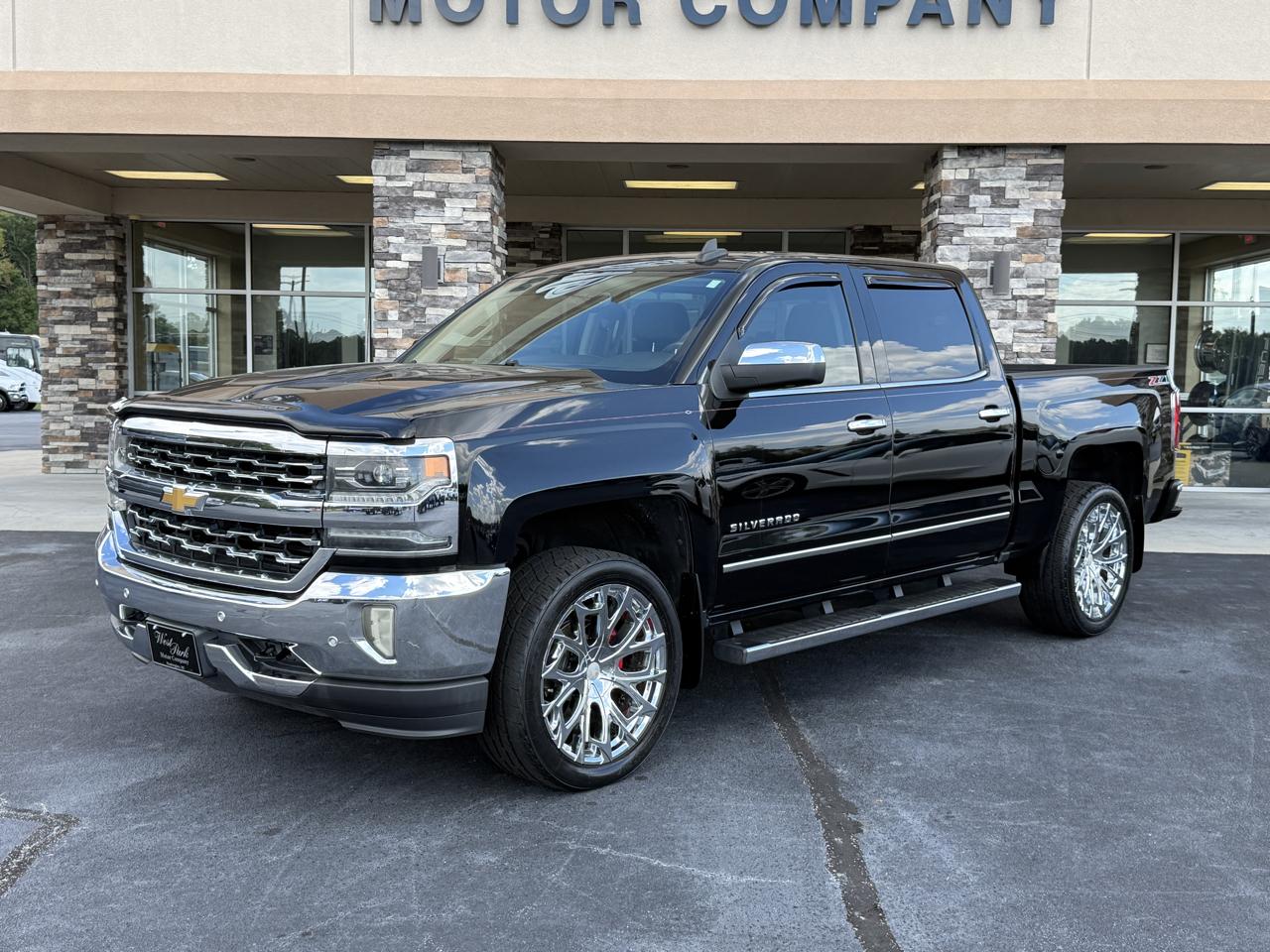 2017 Chevrolet Silverado 1500 LTZ Crew Cab 4WD