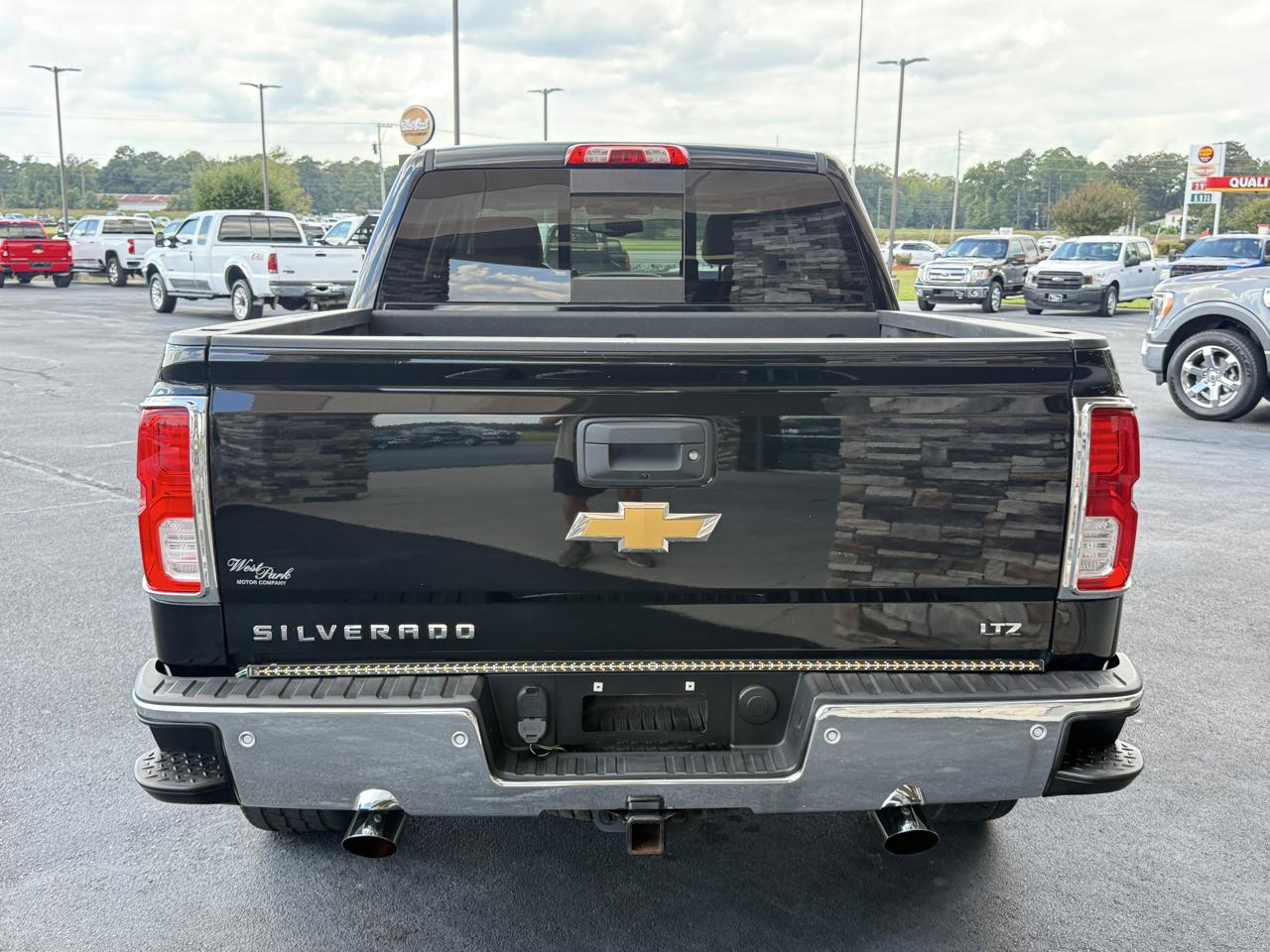 Chevrolet Silverado 1500 LTZ Crew Cab 4WD 2017