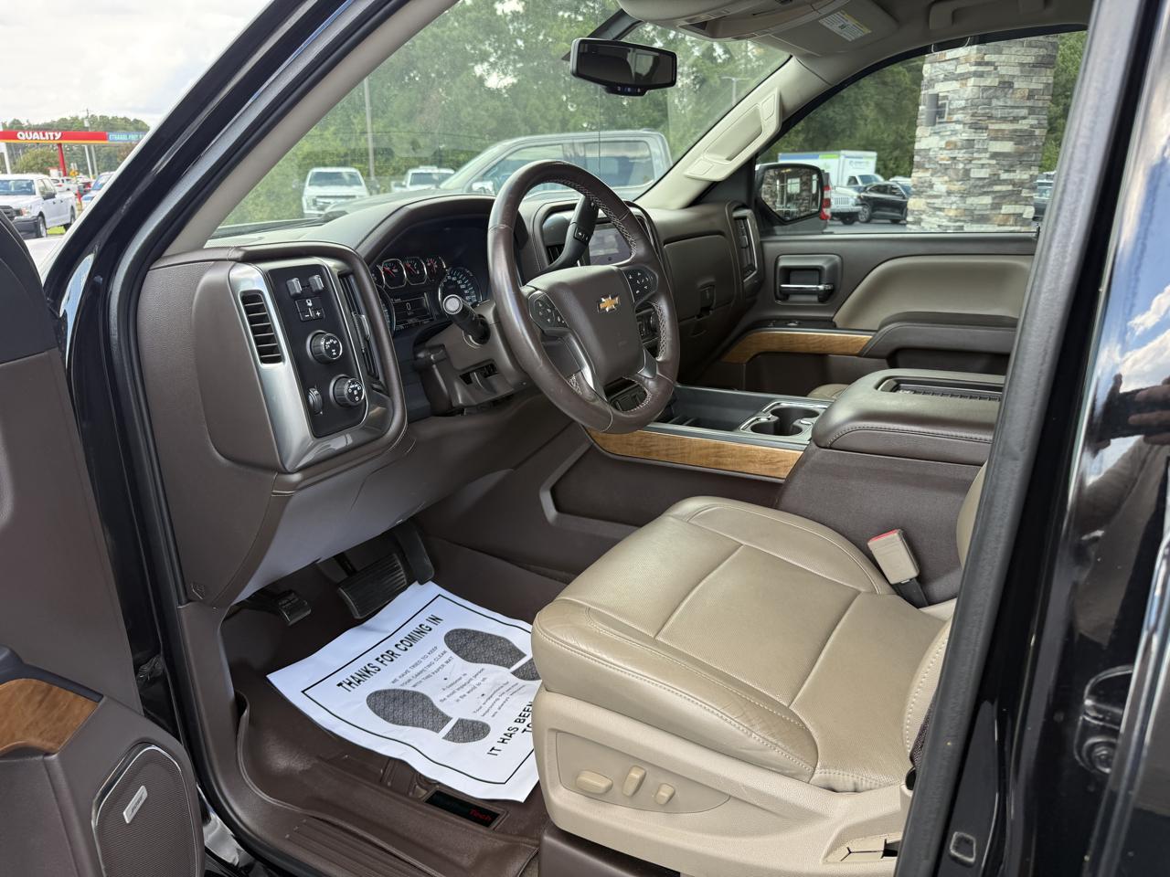 Chevrolet Silverado 1500 LTZ Crew Cab 4WD 2017