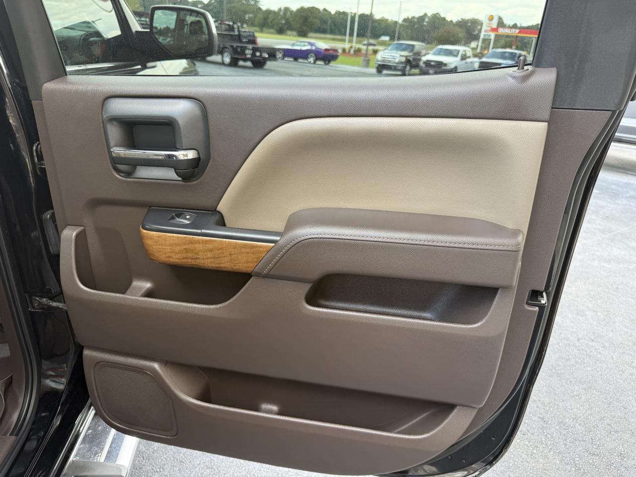 Chevrolet Silverado 1500 LTZ Crew Cab 4WD 2017