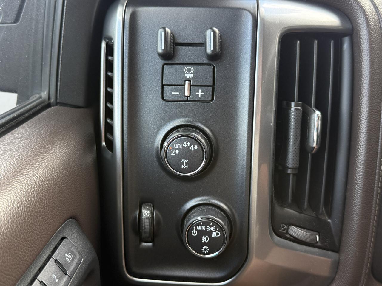 Chevrolet Silverado 1500 LTZ Crew Cab 4WD 2017