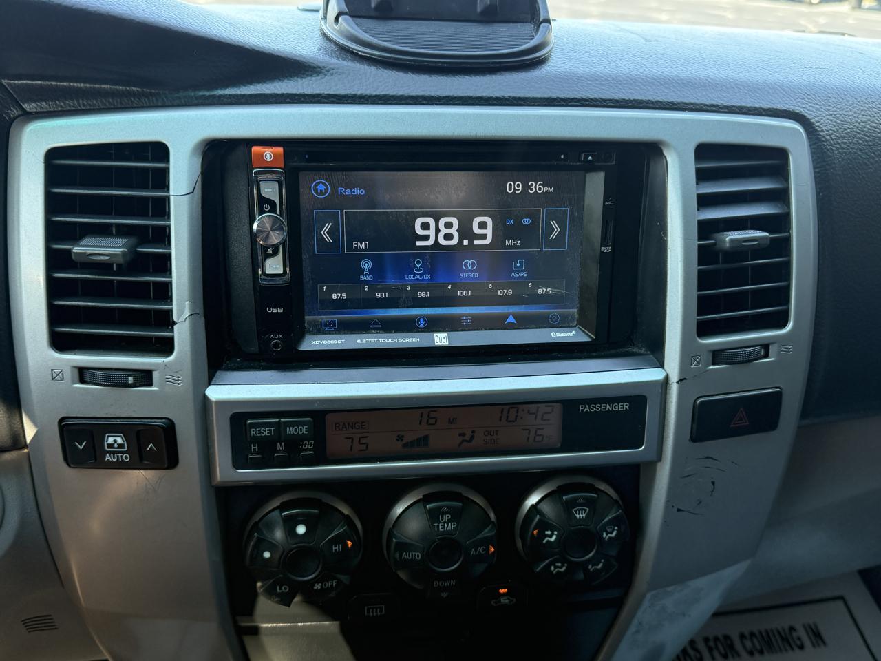 Toyota 4Runner 2WD 4dr V6 SR5 (Natl) 2004
