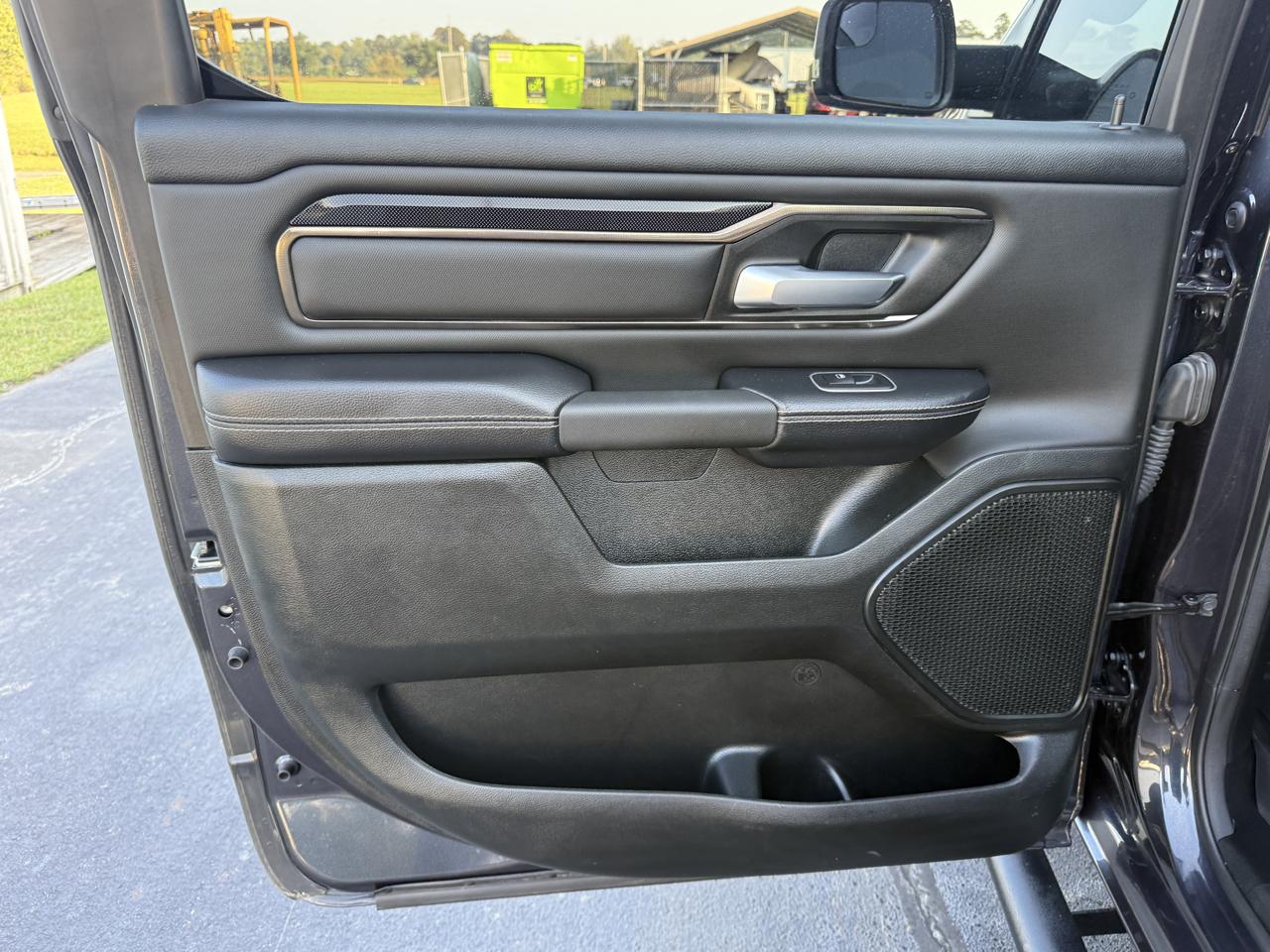 RAM 1500 Rebel Crew Cab 4WD 2021
