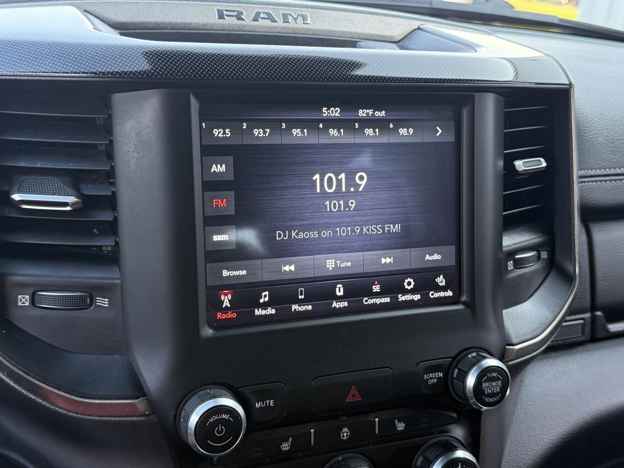 RAM 1500 Rebel Crew Cab 4WD 2021
