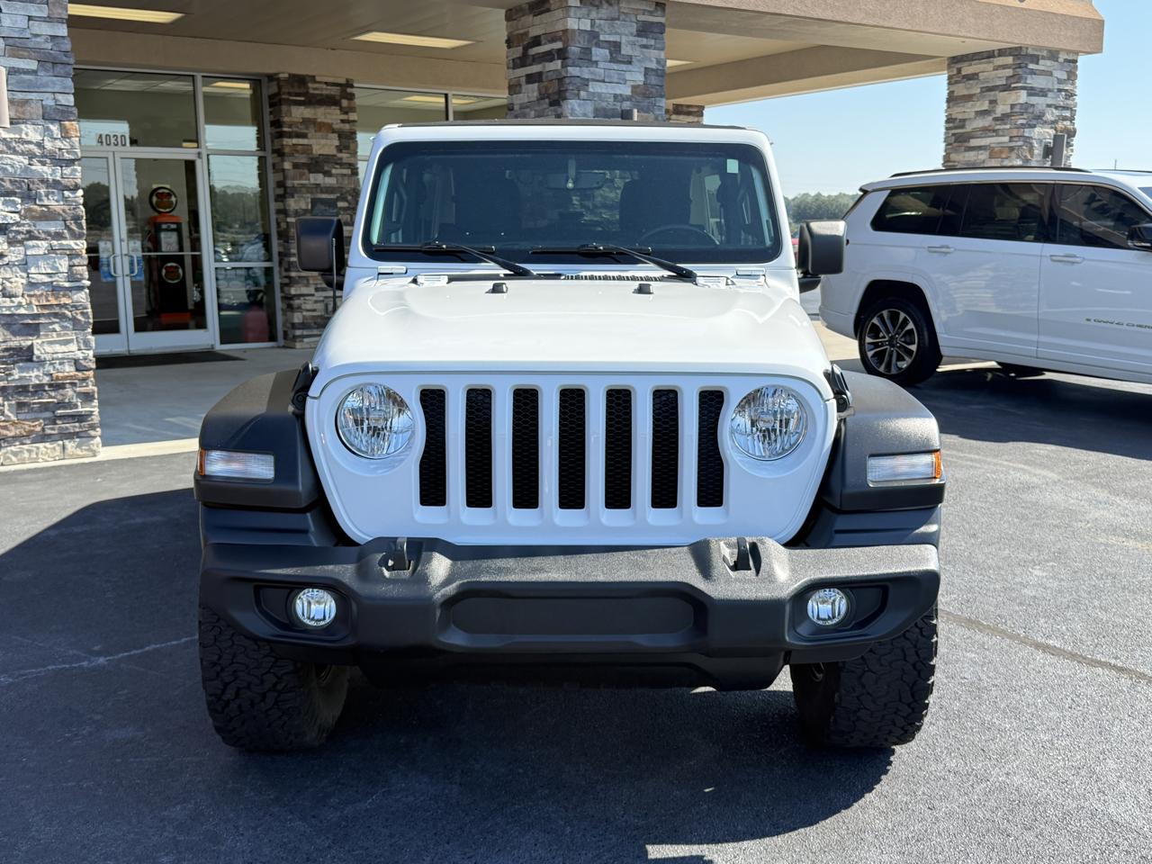 Jeep Wrangler Unlimited Sport 2022