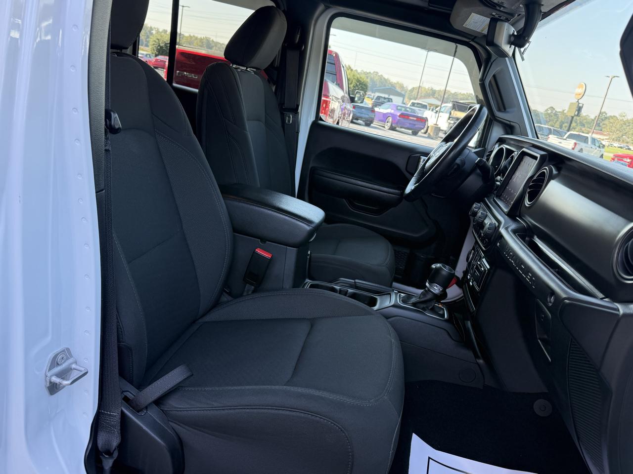 Jeep Wrangler Unlimited Sport 2022