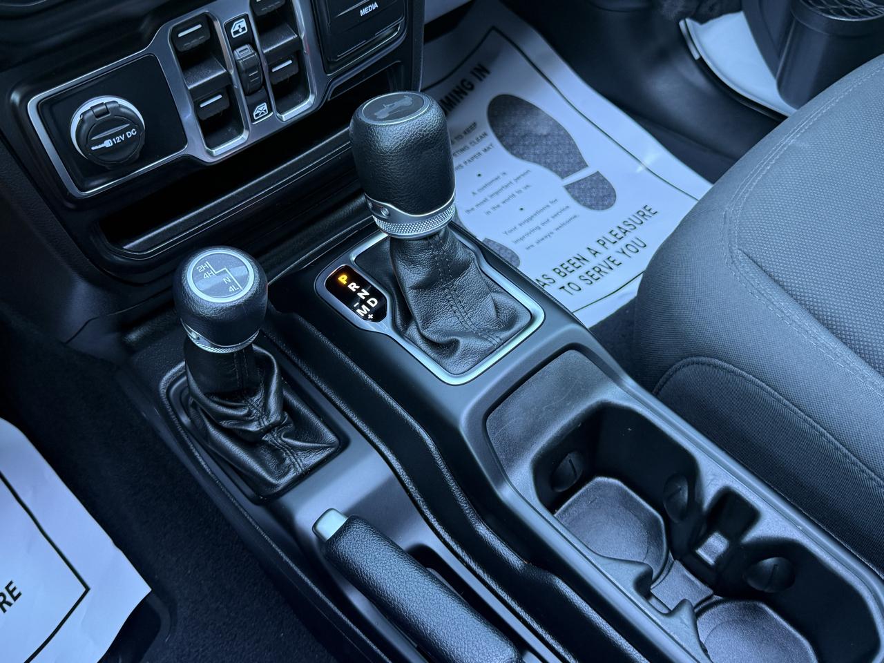 Jeep Wrangler Unlimited Sport 2022