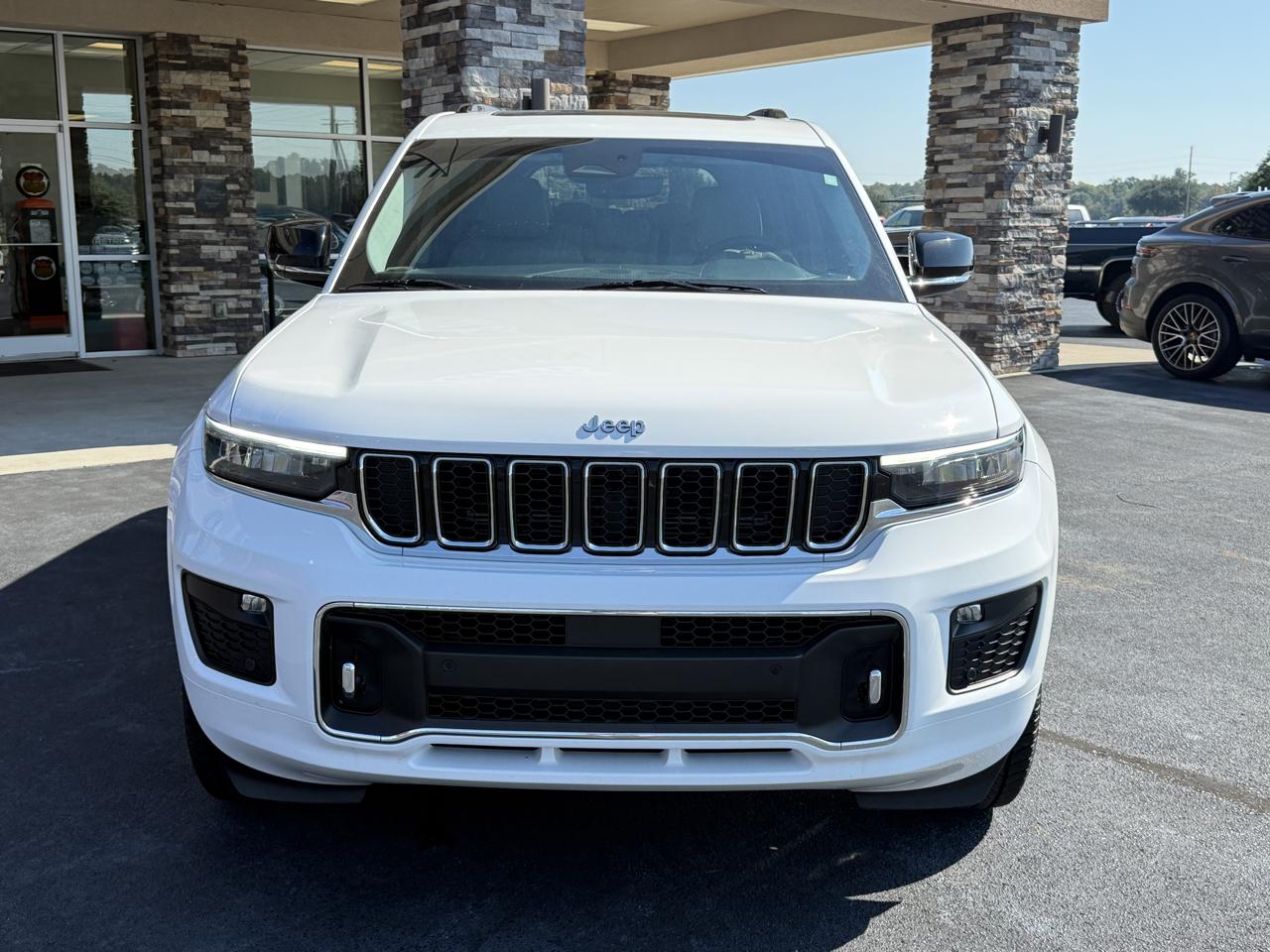 Jeep Grand Cherokee L Overland 2WD 2022