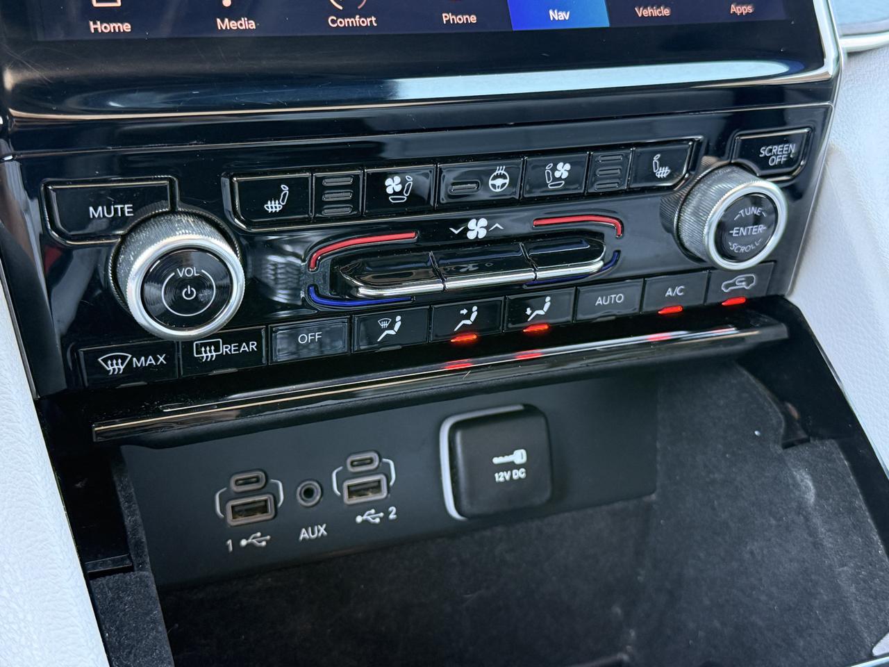 Jeep Grand Cherokee L Overland 2WD 2022