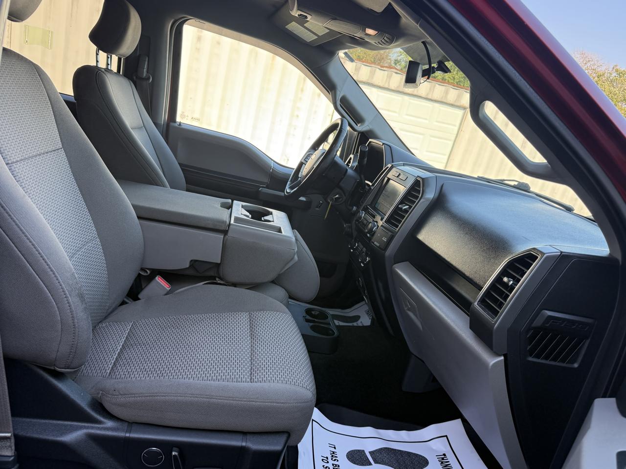 Ford F-150 XLT SuperCrew 4WD 2017