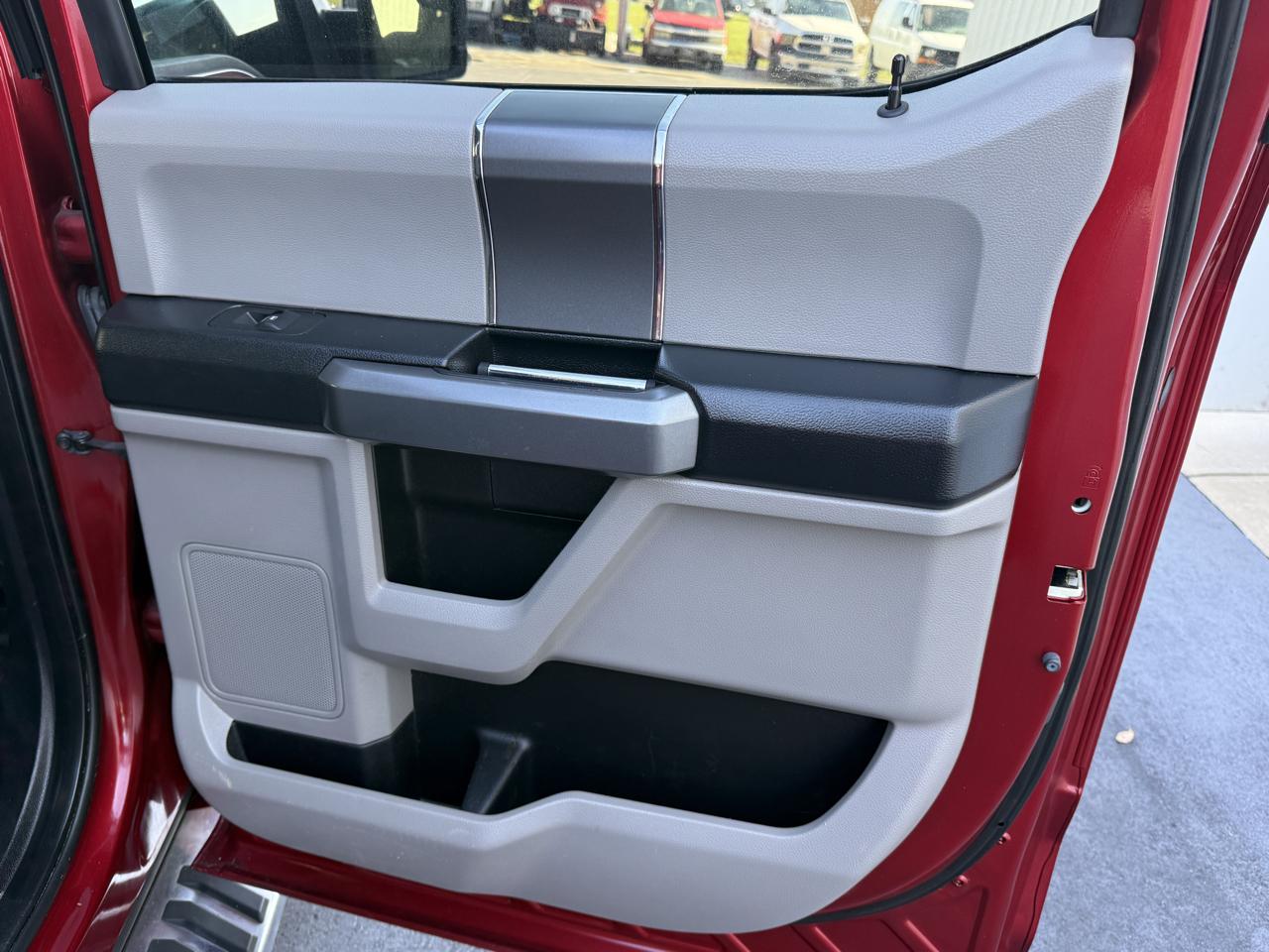 Ford F-150 XLT SuperCrew 4WD 2017