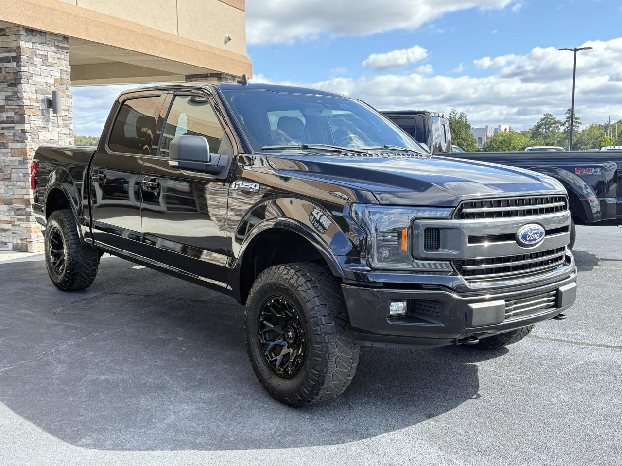 Ford F-150 XLT SuperCrew 4WD 2020
