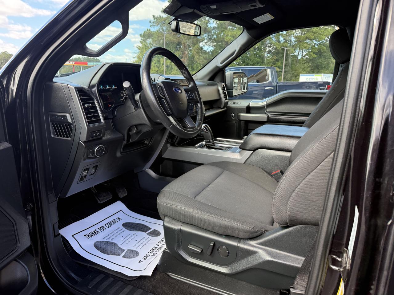 Ford F-150 XLT SuperCrew 4WD 2020