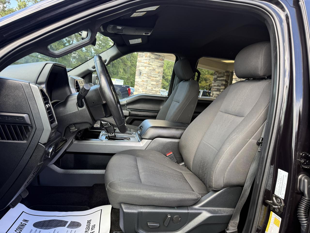 Ford F-150 XLT SuperCrew 4WD 2020