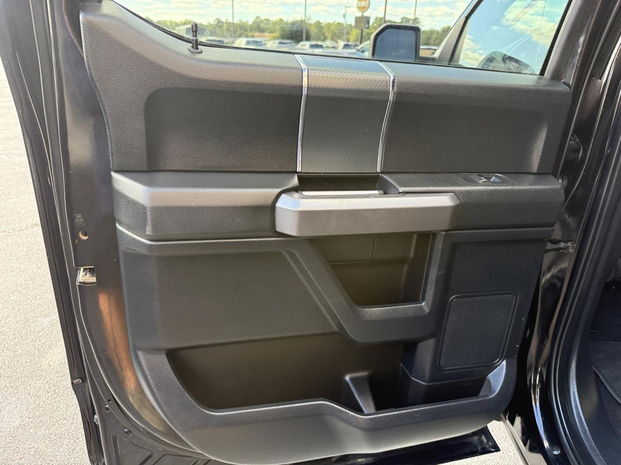 Ford F-150 XLT SuperCrew 4WD 2020