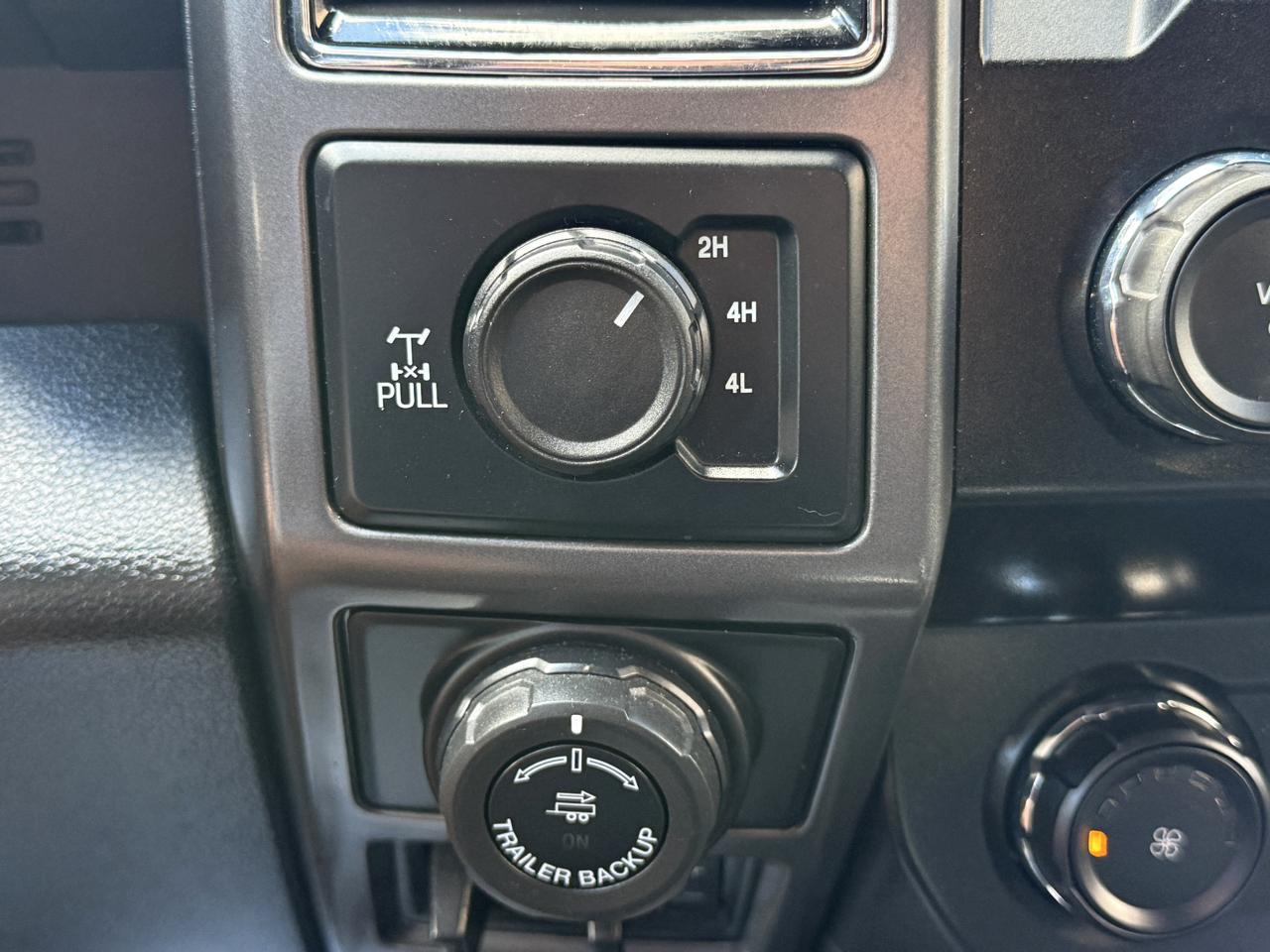 Ford F-150 XLT SuperCrew 4WD 2020