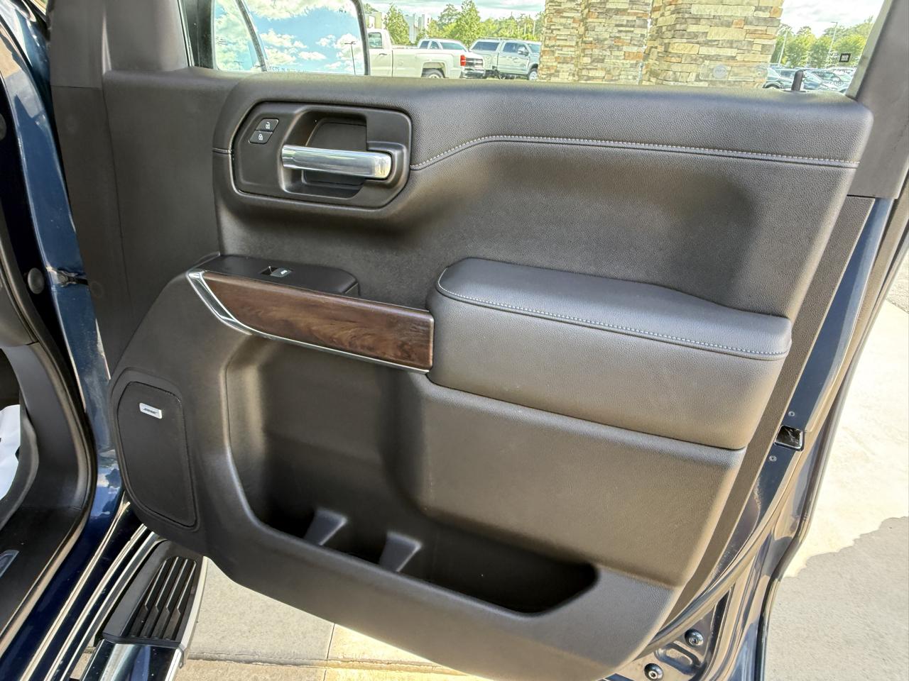 GMC Sierra 1500 SLT Crew Cab 4WD 2020