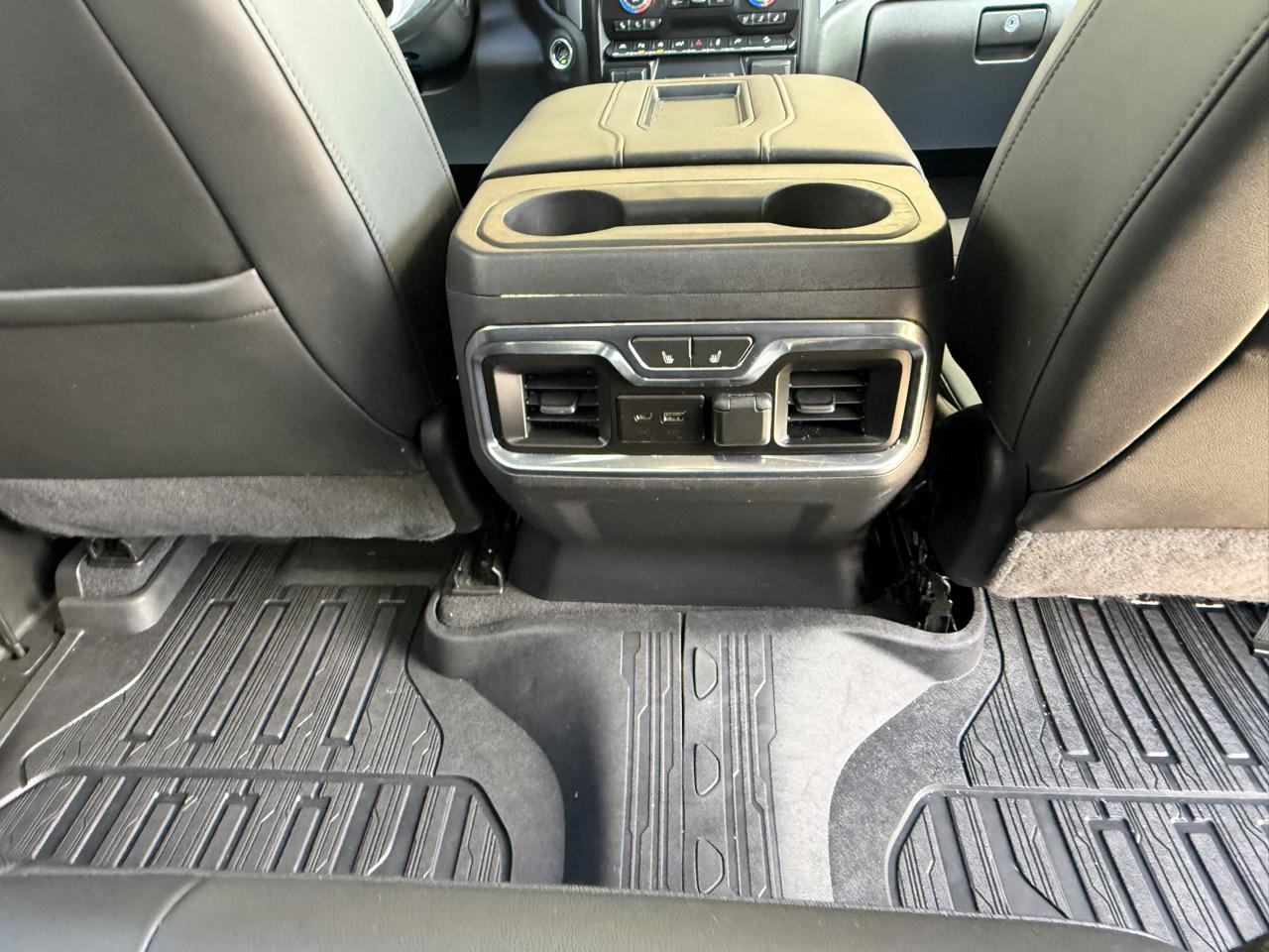 GMC Sierra 1500 SLT Crew Cab 4WD 2020