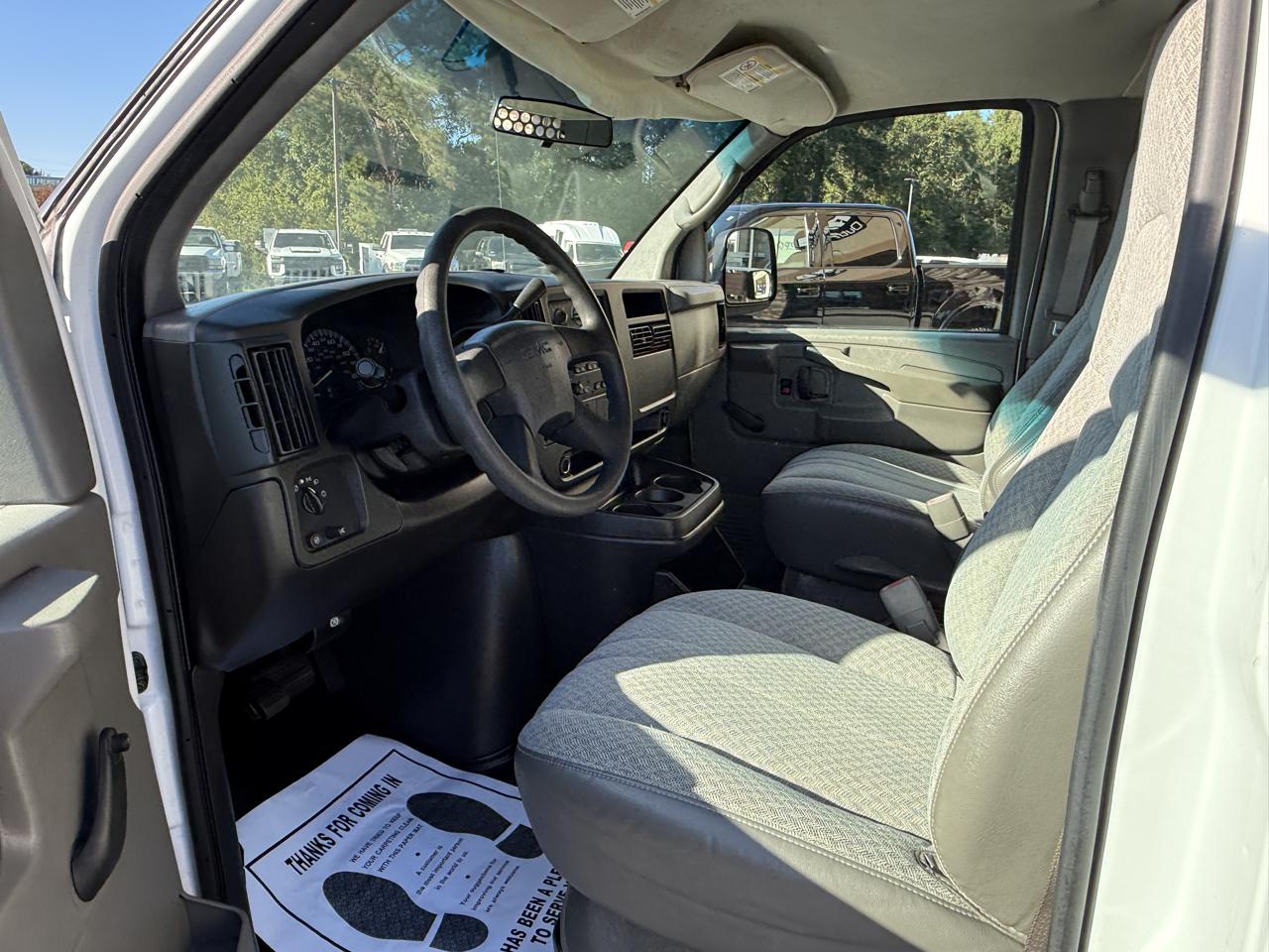 GMC Savana G2500 Cargo 2005