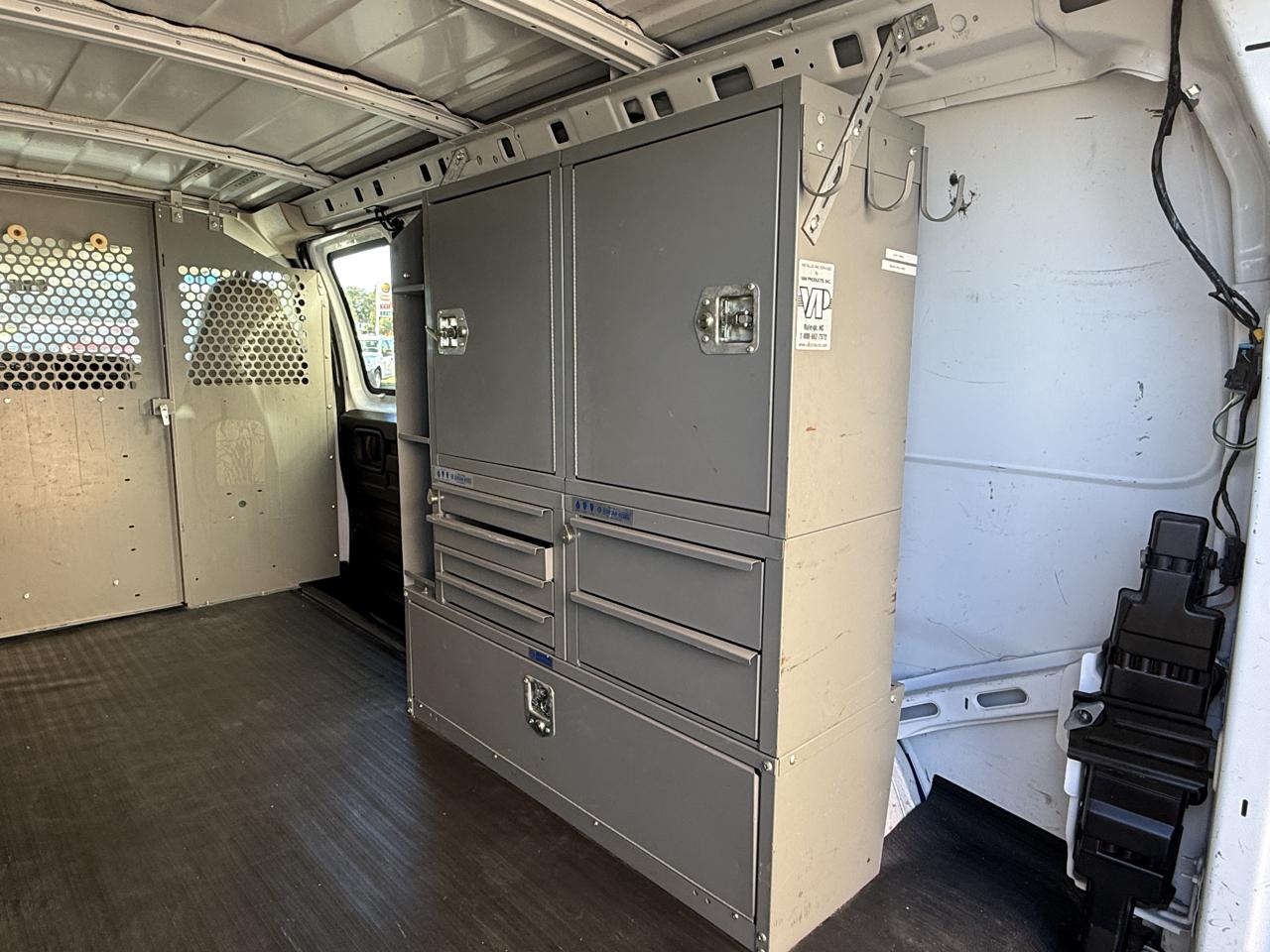 GMC Savana G2500 Cargo 2005