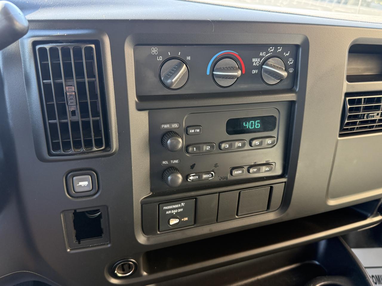 GMC Savana G2500 Cargo 2005