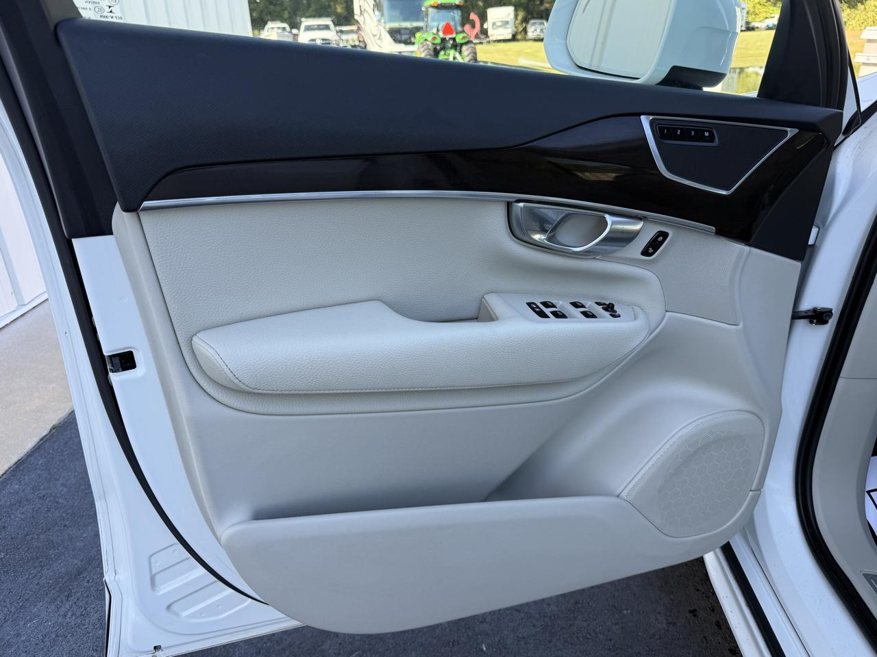 Volvo XC90 T5 Momentum 2019