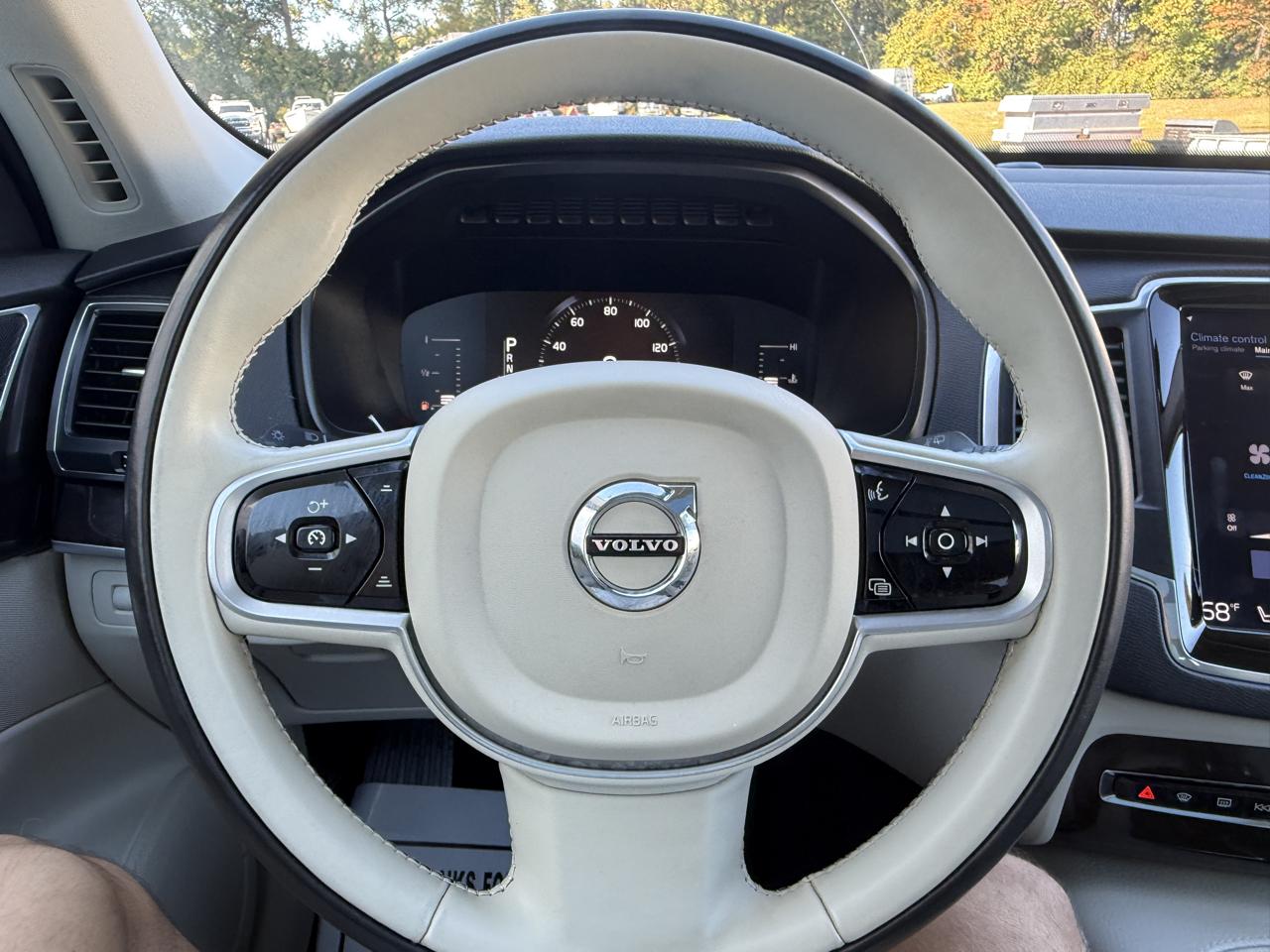 Volvo XC90 T5 Momentum 2019