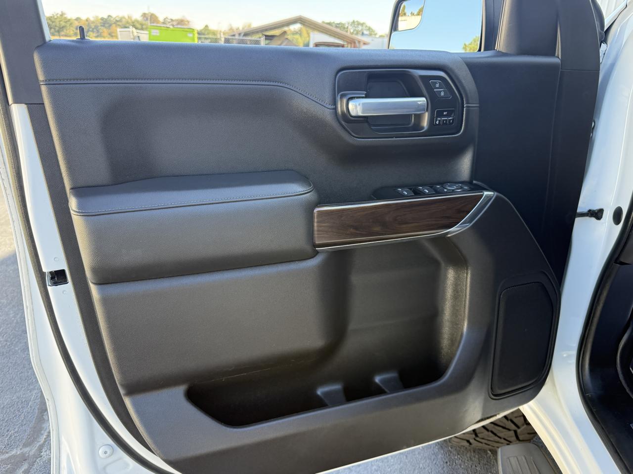 GMC Sierra 1500 SLT Crew Cab 4WD 2020