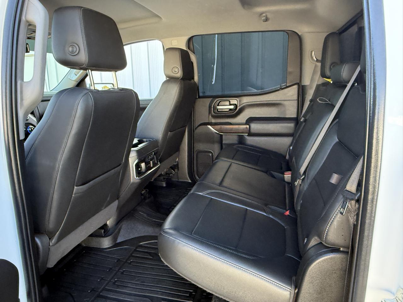 GMC Sierra 1500 SLT Crew Cab 4WD 2020