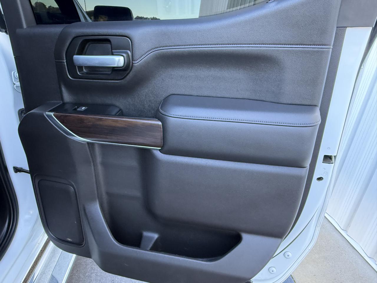 GMC Sierra 1500 SLT Crew Cab 4WD 2020