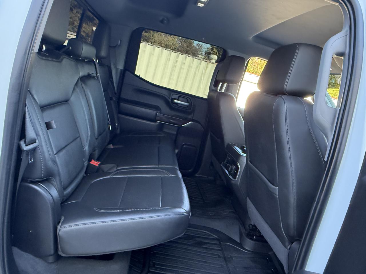 GMC Sierra 1500 SLT Crew Cab 4WD 2020