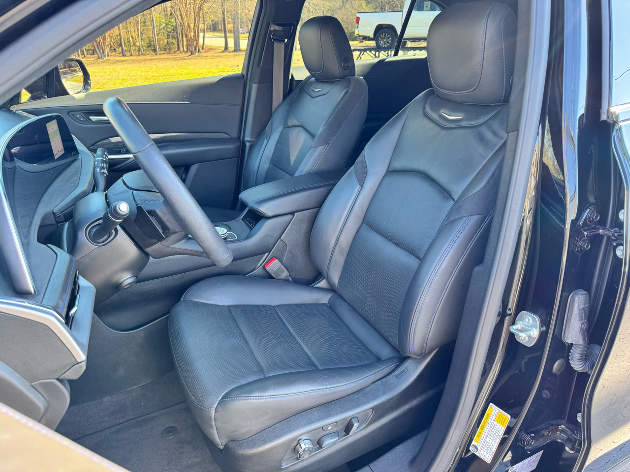 Cadillac XT4 FWD 4dr Sport 2024