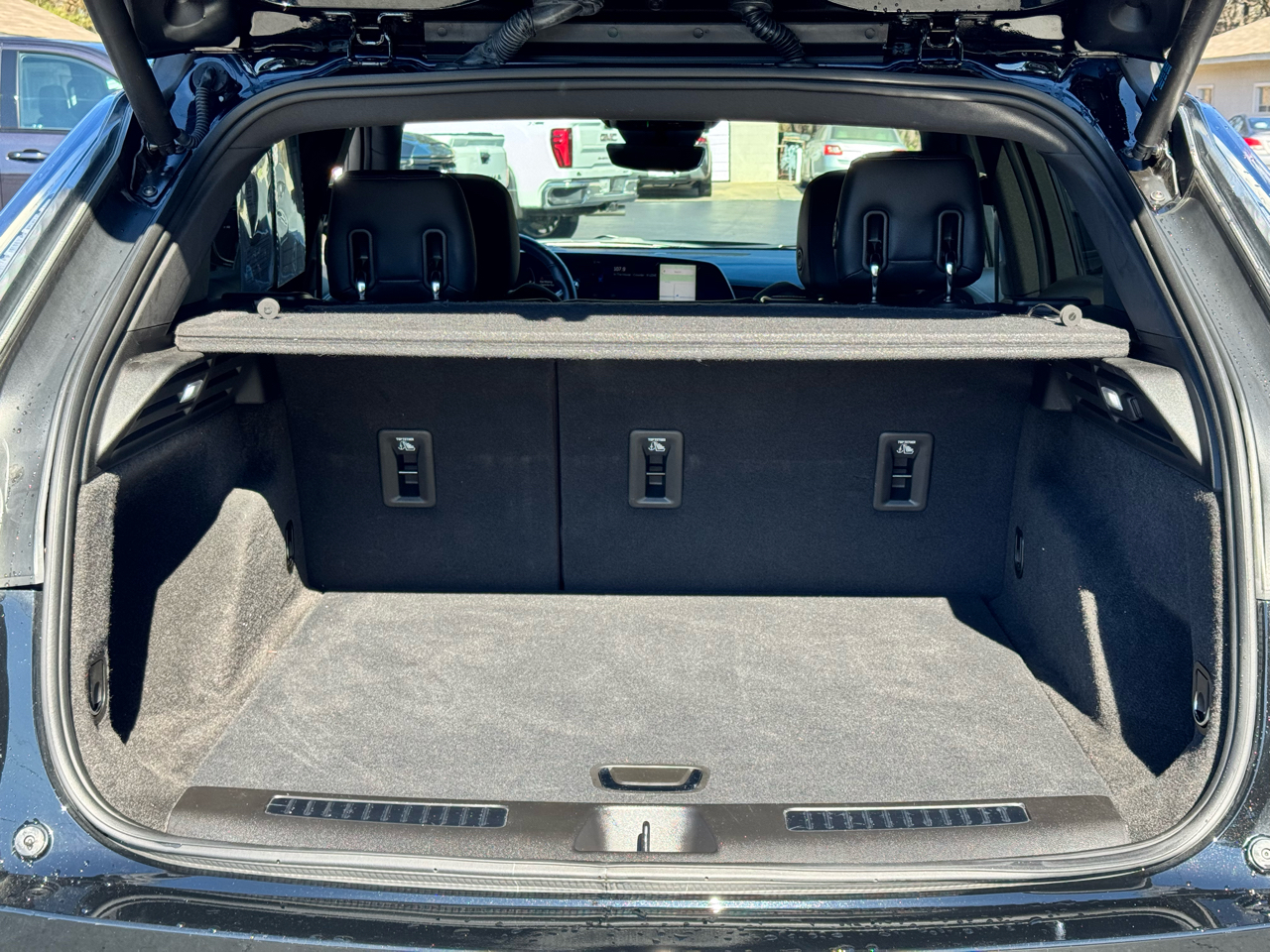 Cadillac XT4 FWD 4dr Sport 2024