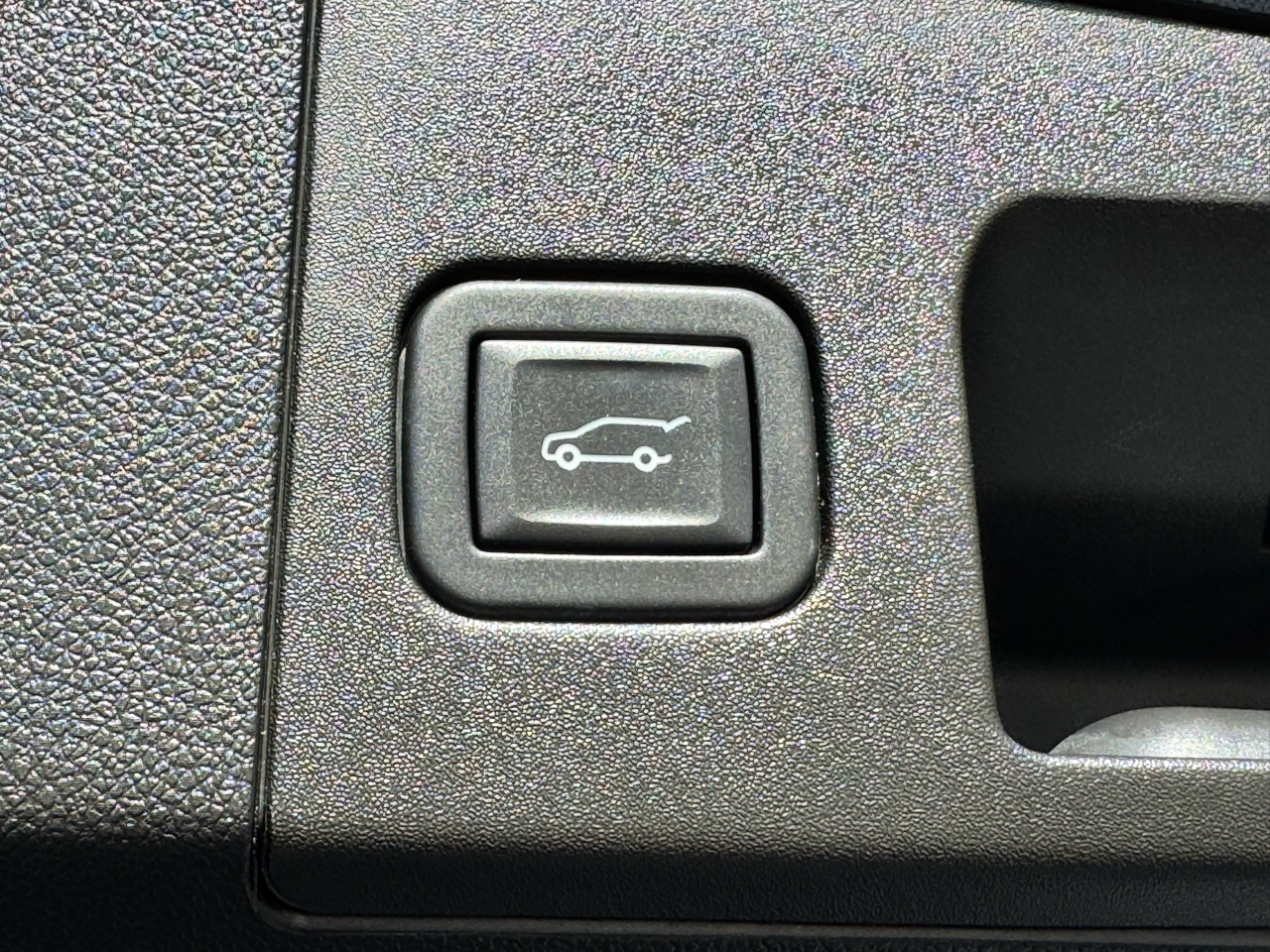 Cadillac XT4 FWD 4dr Sport 2024