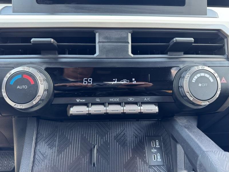 Toyota Tacoma  2024