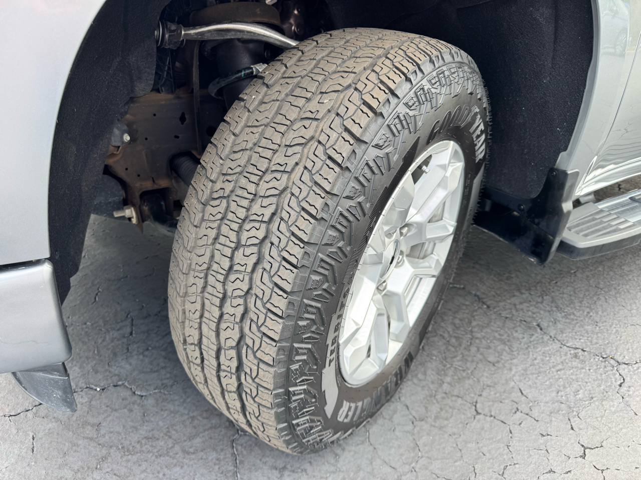 Chevrolet Silverado 1500 4WD Crew Cab 147" RST 2025