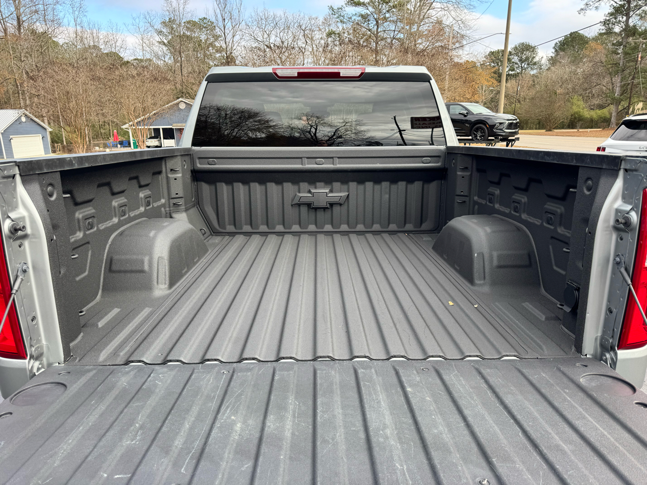 Chevrolet Silverado 1500 4WD Crew Cab 147" RST 2025