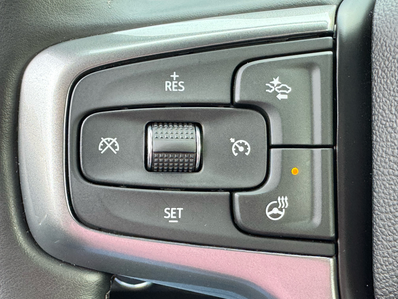 Chevrolet Silverado 1500 4WD Crew Cab 147" RST 2025