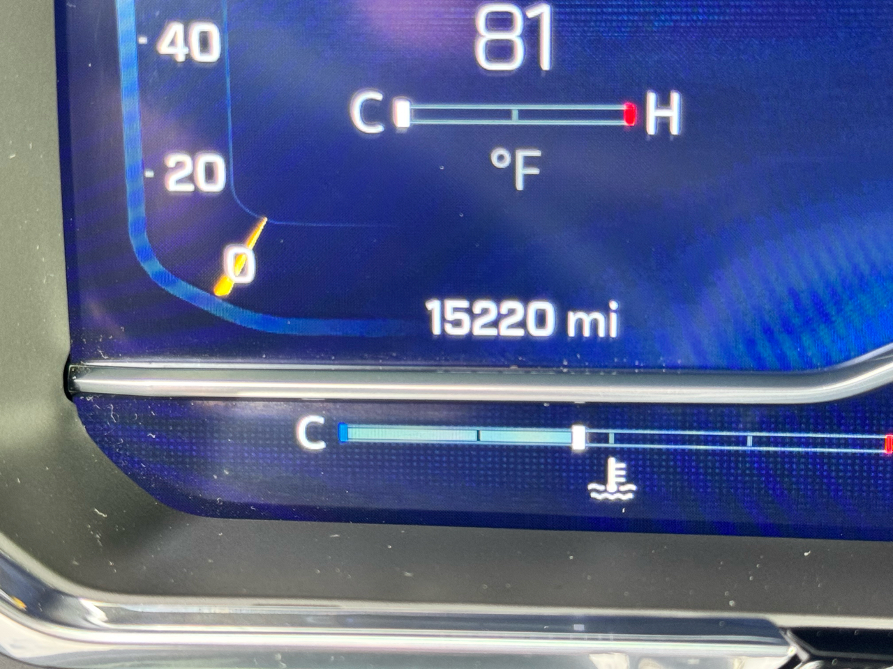 Chevrolet Silverado 1500 4WD Crew Cab 147" RST 2025