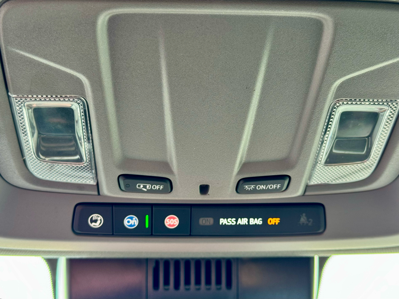 Chevrolet Silverado 1500 4WD Crew Cab 147" RST 2025