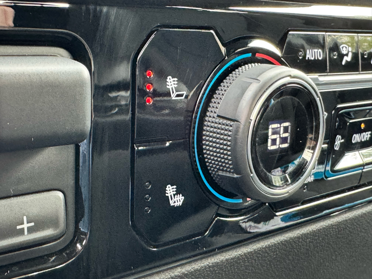 Chevrolet Silverado 1500 4WD Crew Cab 147" RST 2025