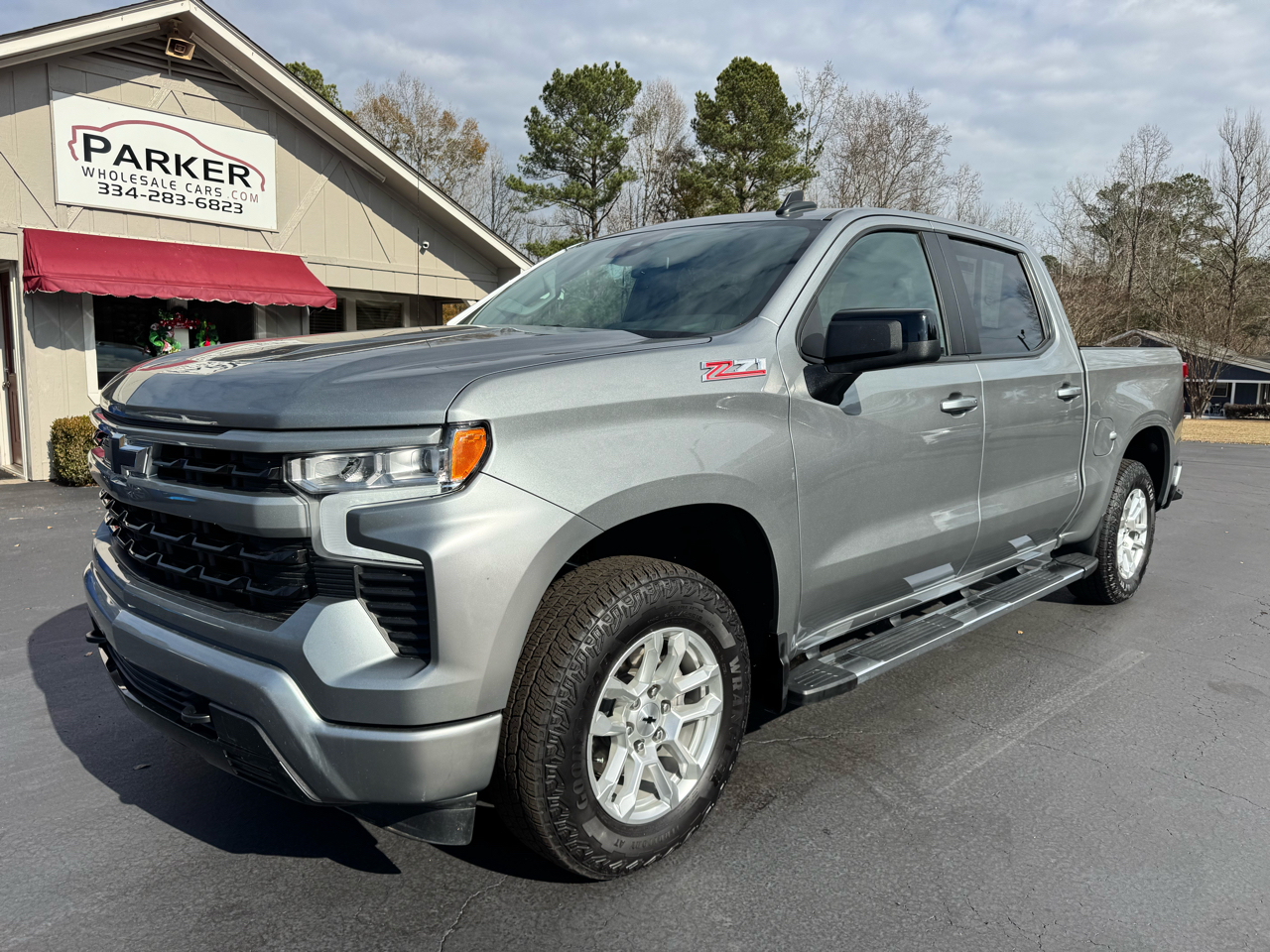 Chevrolet Silverado 1500 4WD Crew Cab 147" RST 2025