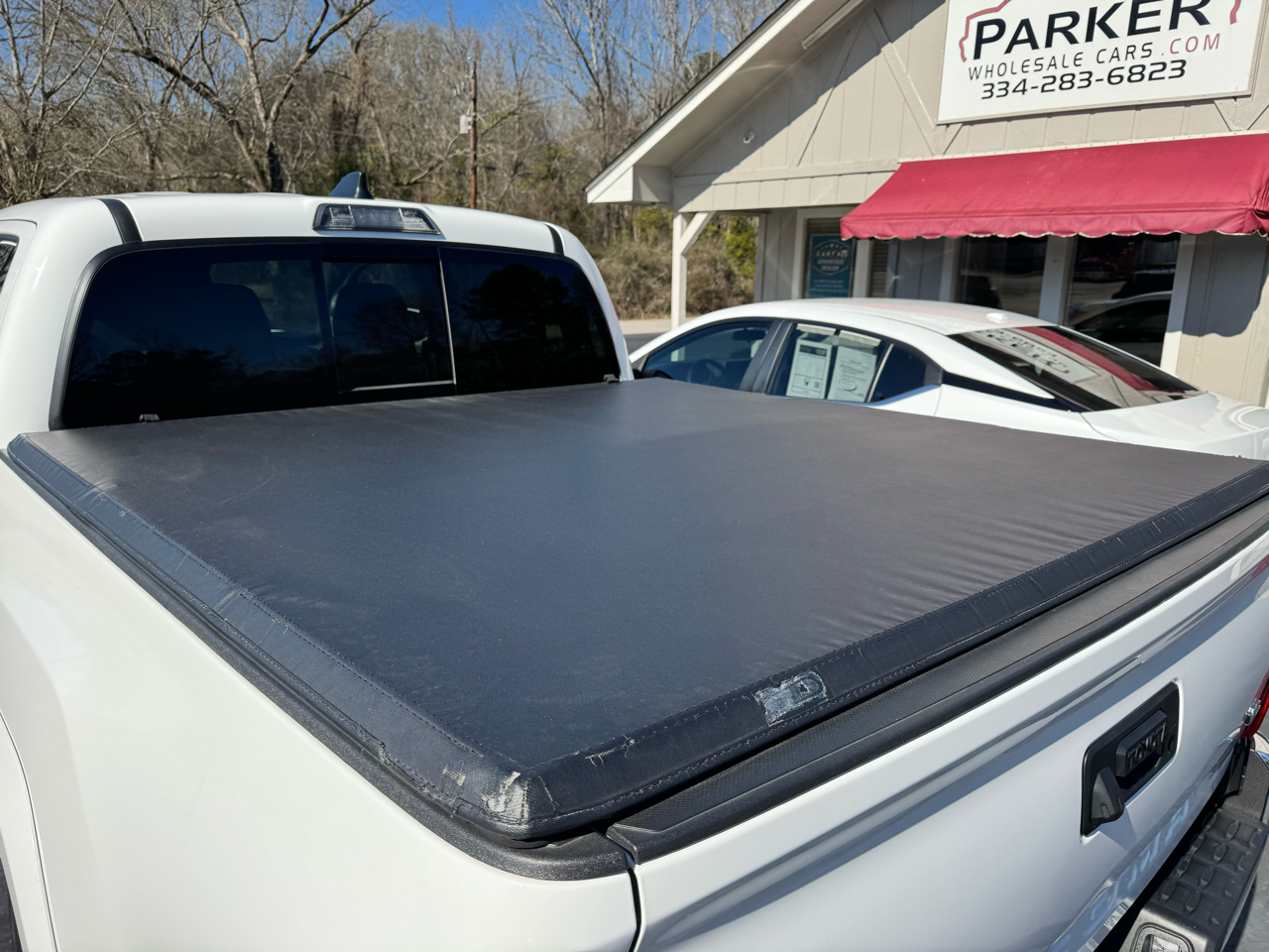 Toyota Tacoma 2WD SR5 Double Cab 5' Bed V6 AT (Natl) 2023