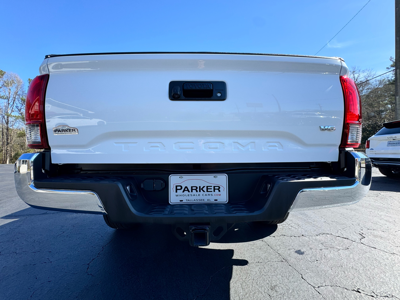 Toyota Tacoma 2WD SR5 Double Cab 5' Bed V6 AT (Natl) 2023