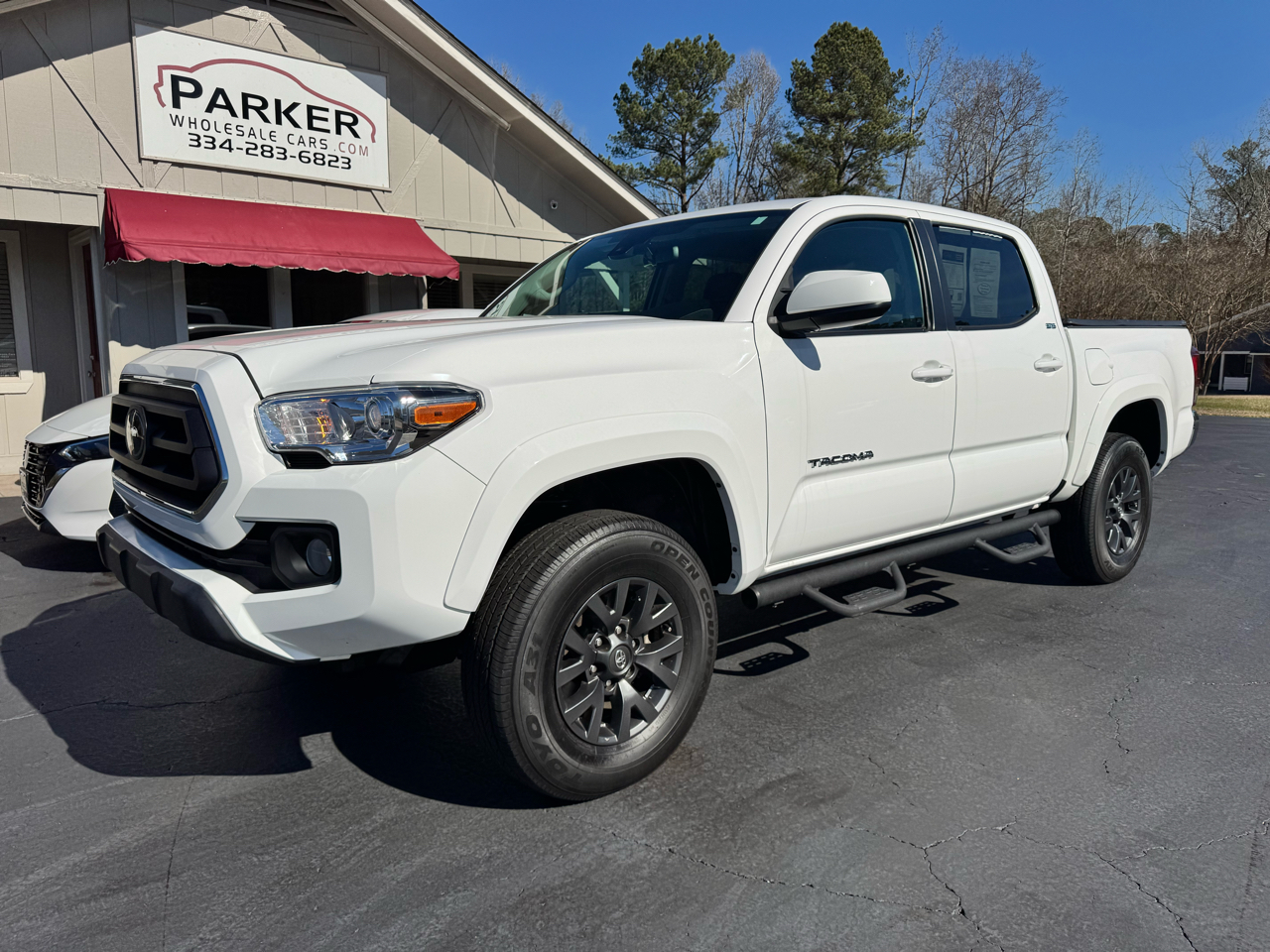 Toyota Tacoma 2WD SR5 Double Cab 5' Bed V6 AT (Natl) 2023