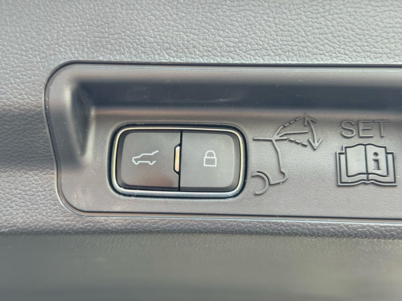 Ford Explorer XLT RWD 2023