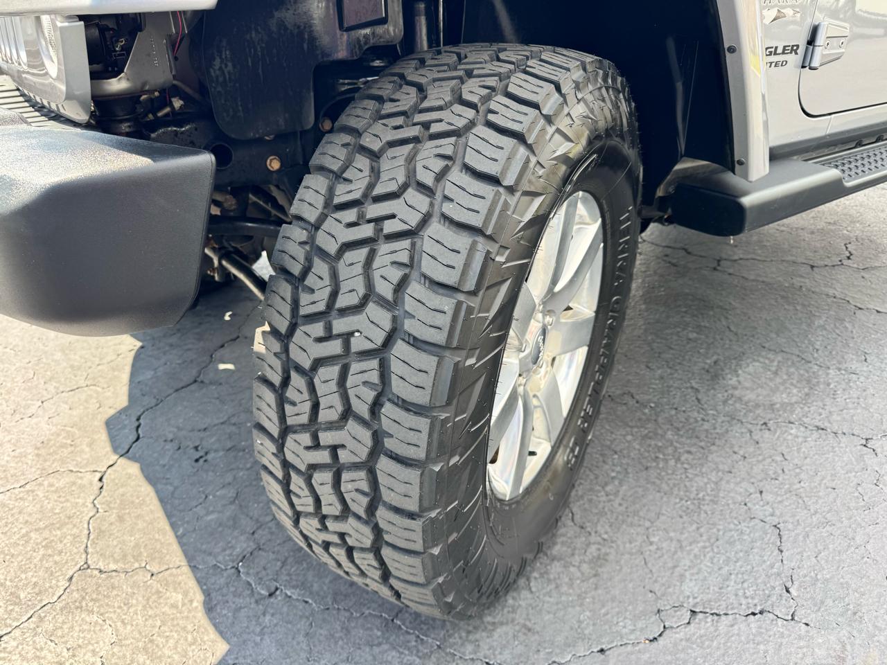 Jeep Wrangler Unlimited 4WD 4dr Sahara 2016