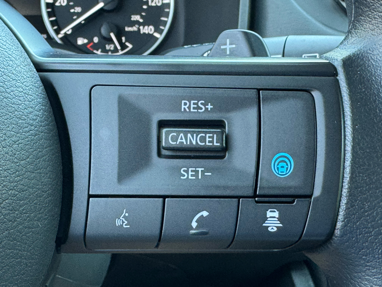 Nissan Rogue FWD SV 2024